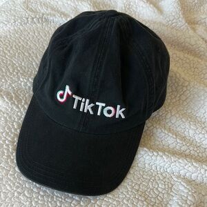 Alternative TikTok Black Baseball Hat with Curved Brim
